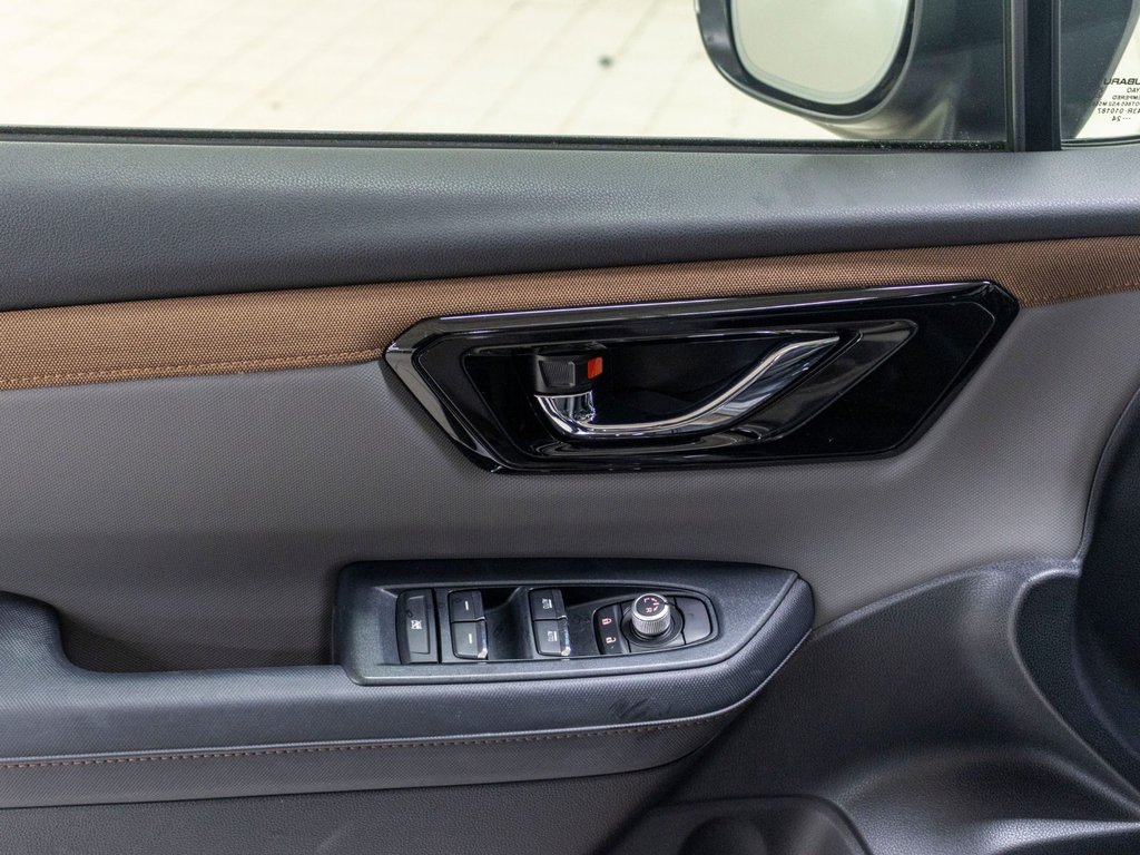 Subaru Forester SPORT, TOIT, EYESIGHT, CARPLAY, BANCS CHAUFF, CAM 2025 à Saint-Jérôme, Québec - 25 - w1024h768px