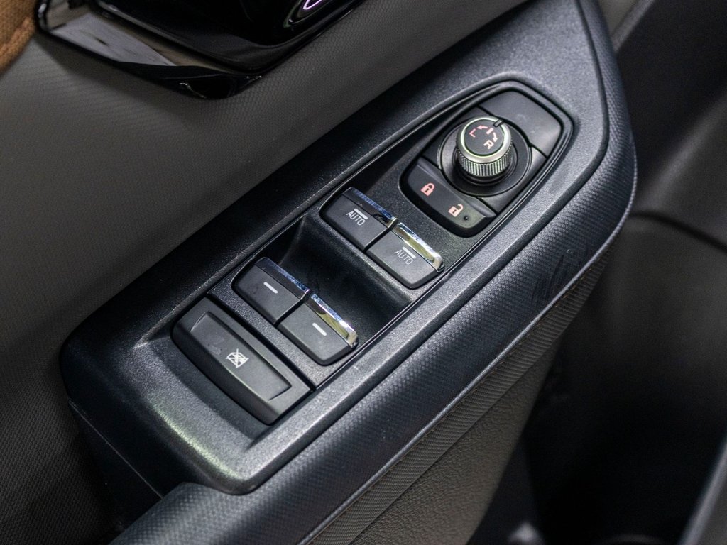 Subaru Forester SPORT, TOIT, EYESIGHT, CARPLAY, BANCS CHAUFF, CAM 2025 à Saint-Jérôme, Québec - 26 - w1024h768px