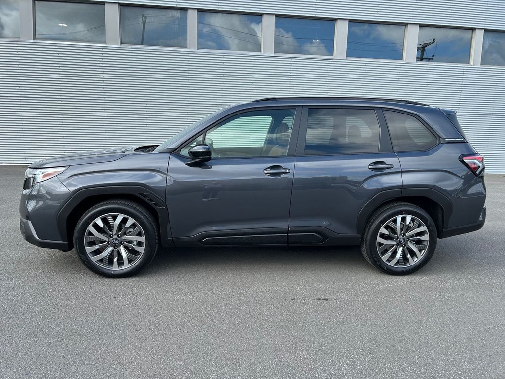 Subaru Forester Premier 2026 à Charlemagne, Québec - 3 - w1024h768px