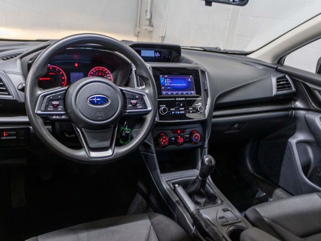 2019 Subaru IMPREZA 5P COMMODITÉ CONVENIENCE, MANUELLE, CARPLAY, CAMERA RECUL in Saint-Jérôme, Quebec - 5 - w1024h768px