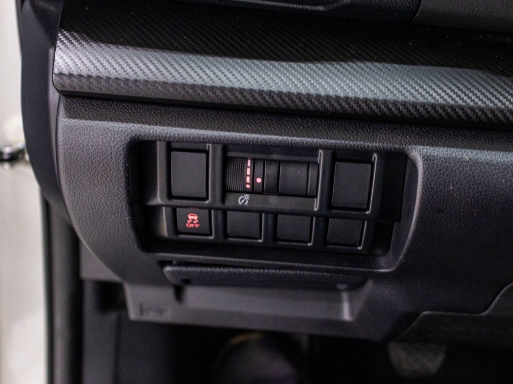 Subaru IMPREZA 5P COMMODITÉ CONVENIENCE, MANUELLE, CARPLAY, CAMERA REC, BAS KM 2017 à Saint-Jérôme, Québec - 20 - w1024h768px
