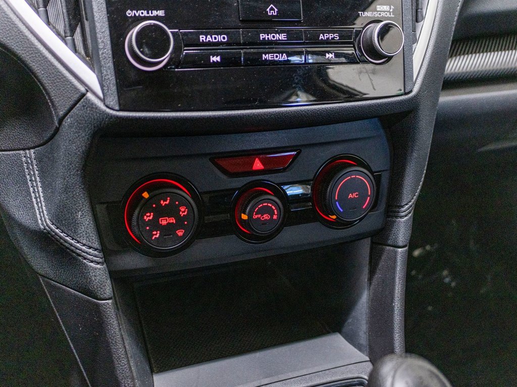 Subaru IMPREZA 5P COMMODITÉ CONVENIENCE, MANUELLE, CARPLAY, CAMERA REC, BAS KM 2017 à Saint-Jérôme, Québec - 13 - w1024h768px