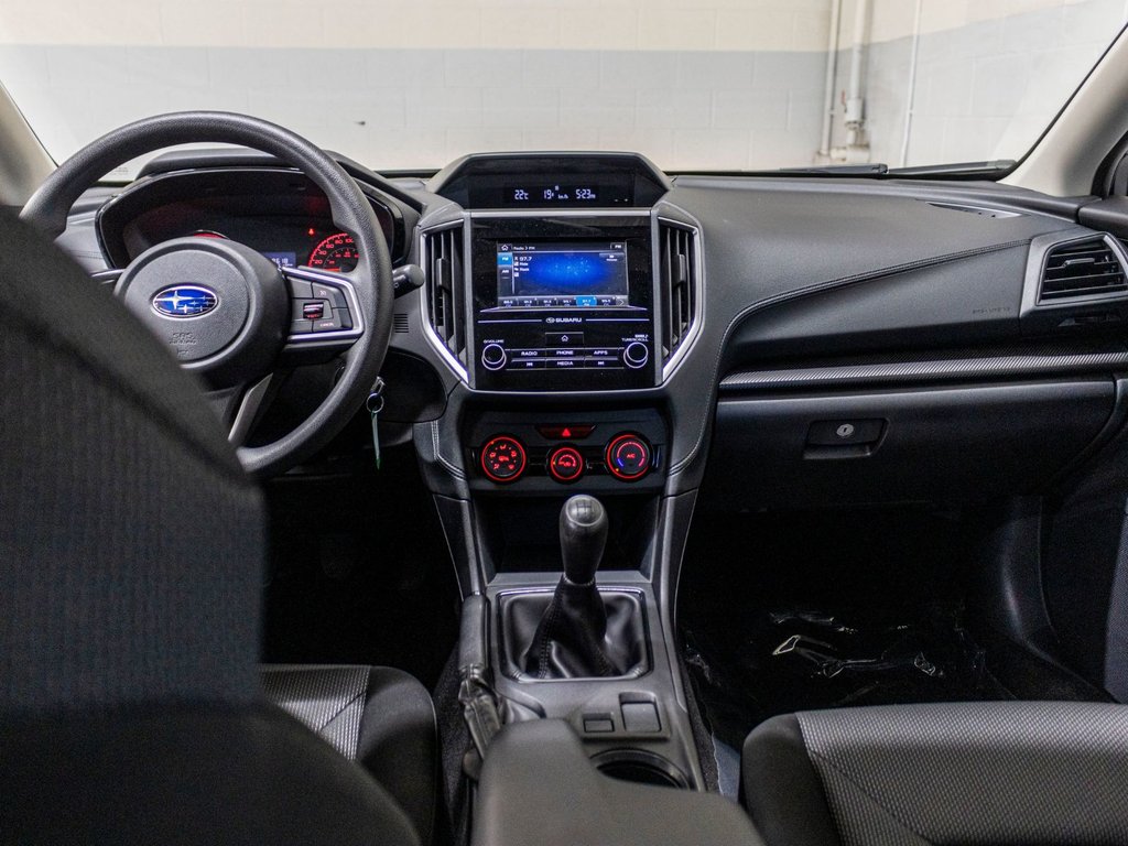 Subaru IMPREZA 5P COMMODITÉ CONVENIENCE, MANUELLE, CARPLAY, CAMERA REC, BAS KM 2017 à Saint-Jérôme, Québec - 21 - w1024h768px