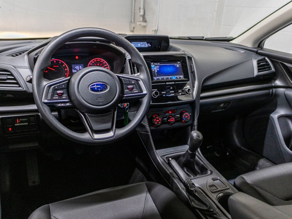 Subaru IMPREZA 5P COMMODITÉ CONVENIENCE, MANUELLE, CARPLAY, CAMERA REC, BAS KM 2017 à Saint-Jérôme, Québec - 6 - w1024h768px