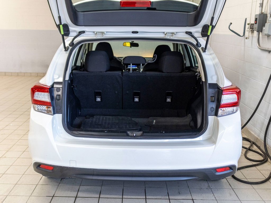Subaru IMPREZA 5P COMMODITÉ CONVENIENCE, MANUELLE, CARPLAY, CAMERA REC, BAS KM 2017 à Saint-Jérôme, Québec - 28 - w1024h768px