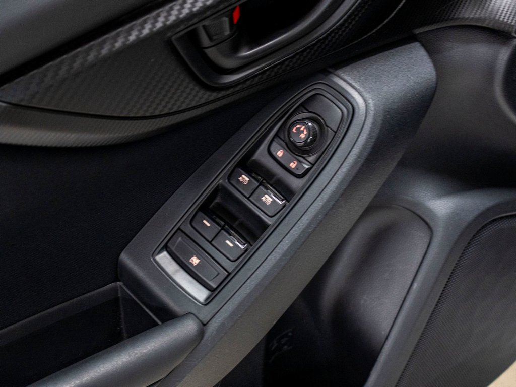 Subaru IMPREZA 5P COMMODITÉ CONVENIENCE, MANUELLE, CARPLAY, CAMERA REC, BAS KM 2017 à Saint-Jérôme, Québec - 26 - w1024h768px
