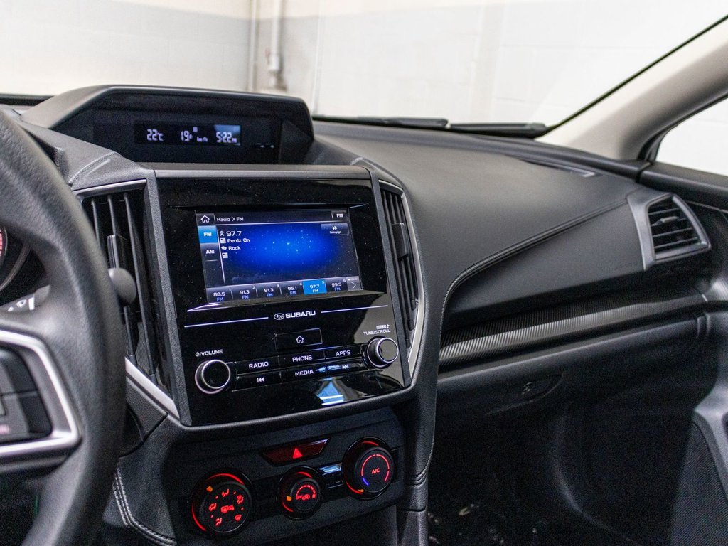 Subaru IMPREZA 5P COMMODITÉ CONVENIENCE, MANUELLE, CARPLAY, CAMERA REC, BAS KM 2017 à Saint-Jérôme, Québec - 12 - w1024h768px