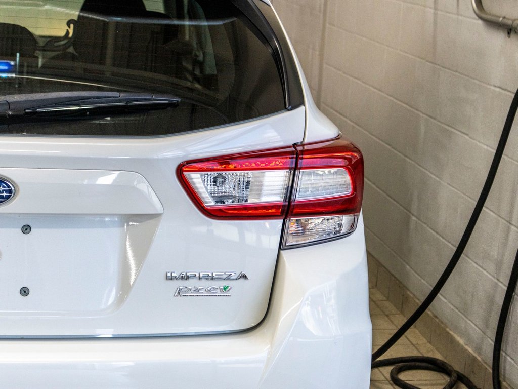 Subaru IMPREZA 5P COMMODITÉ CONVENIENCE, MANUELLE, CARPLAY, CAMERA REC, BAS KM 2017 à Saint-Jérôme, Québec - 30 - w1024h768px