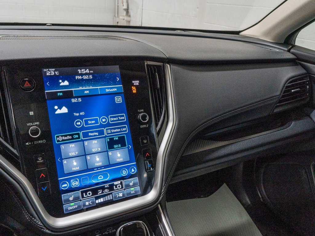2024 Subaru OUTBACK TOURING TOURING, TOIT, CARPLAY, BANCS CHAUFF, ECRAN 11.6 in Saint-Jérôme, Quebec - 11 - w1024h768px