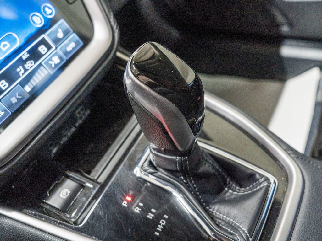 Subaru OUTBACK TOURING TOURING, TOIT, CARPLAY, BANCS CHAUFF, ECRAN 11.6 2024 à Charlemagne, Québec - 12 - w1024h768px