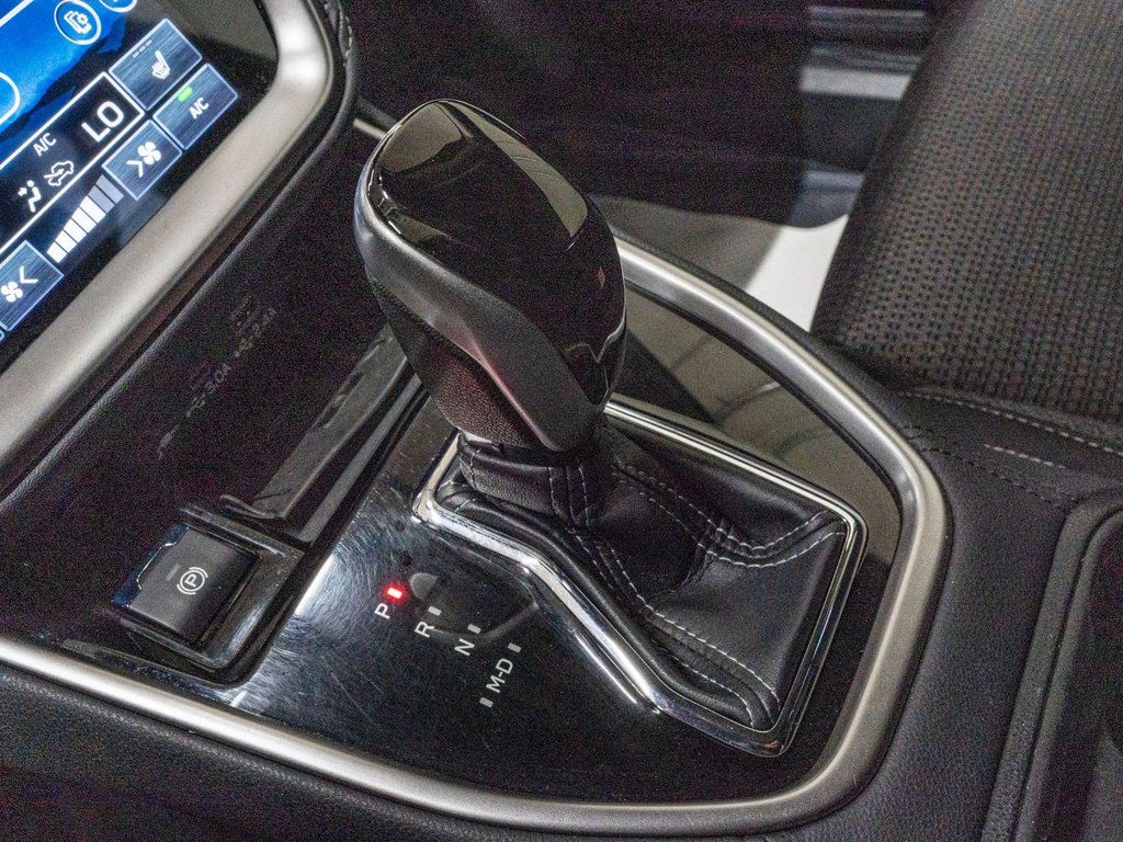 2024 Subaru OUTBACK TOURING TOURING, TOIT, CARPLAY, BANCS CHAUFF, ECRAN 11.6 in Charlemagne, Quebec - 12 - w1024h768px
