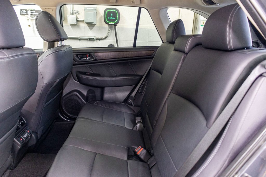 Subaru Outback LIMITED 3.6R, CUIR, TOIT, CARPLAY, BANCS CHAUFF 2018 à Saint-Jérôme, Québec - 27 - w1024h768px