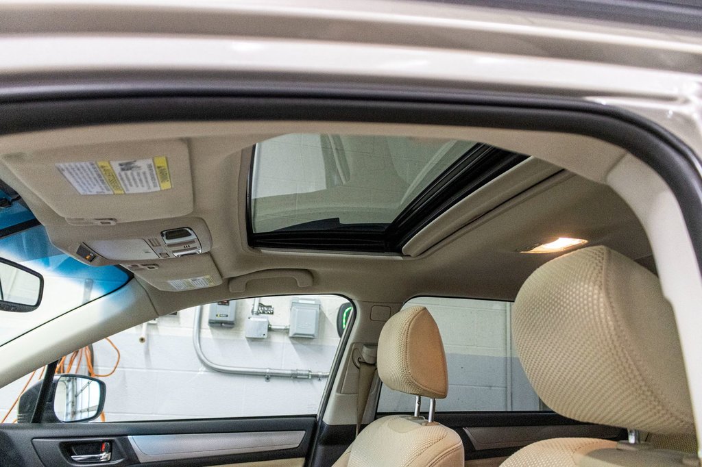 2019 Subaru Outback TOURING, TOIT, BANCS CHAUFF, CARPLAY, CAM, 1 PROP in Charlemagne, Quebec - 24 - w1024h768px