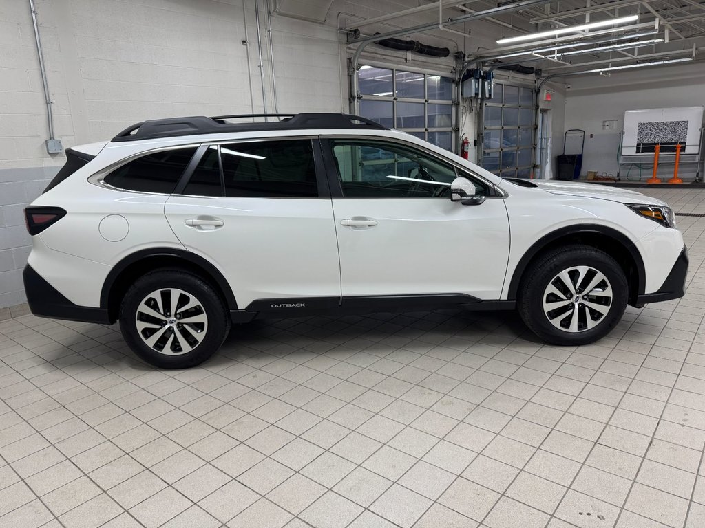 2022 Subaru Outback TOURING, TOIT, CARPLAY, BANCS CHAUFF, ECRAN 11.6 in Charlemagne, Quebec - 7 - w1024h768px