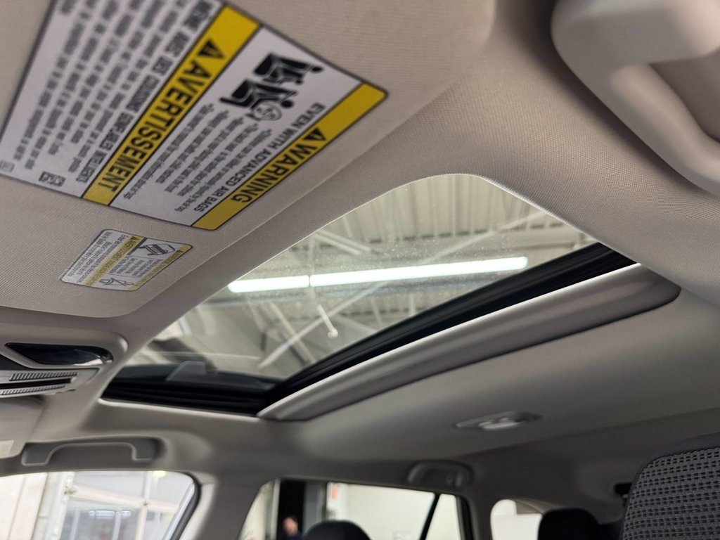 2023 Subaru Outback TOURING, TOIT, ECRAN 11,6,CARPLAY, BANCS CHAUF,CAM in Charlemagne, Quebec - 13 - w1024h768px