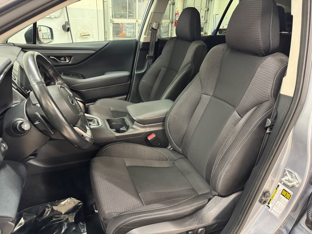 2023 Subaru Outback TOURING, TOIT, ECRAN 11,6,CARPLAY, BANCS CHAUF,CAM in Charlemagne, Quebec - 12 - w1024h768px