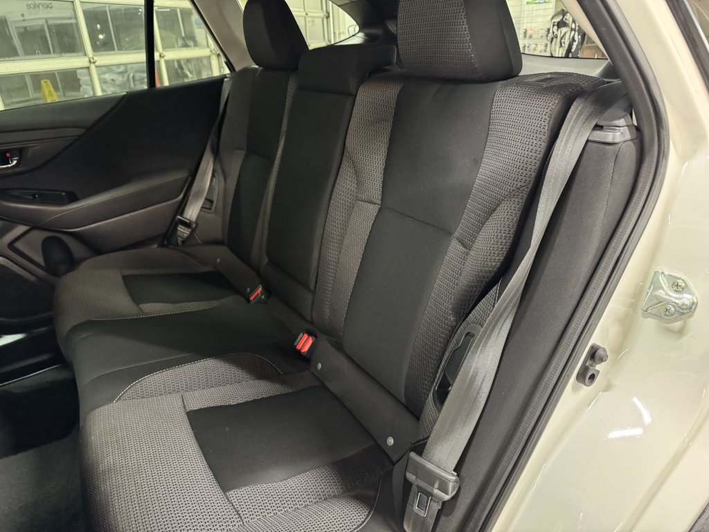 2023 Subaru Outback TOURING, TOIT, CARPLAY, BANCS CHAUFF, ECRAN 11.6 in Charlemagne, Quebec - 11 - w1024h768px