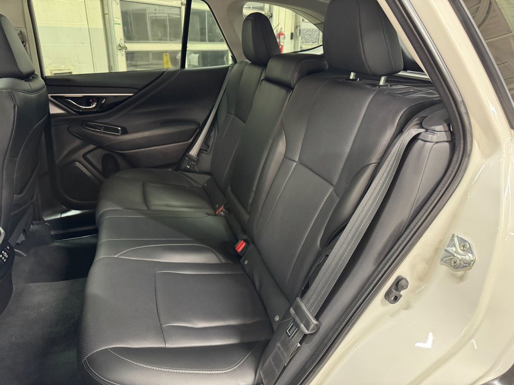 Subaru Outback LIMITED, CUIR, TOIT, CARPLAY, BANCS CHAUFF, CAM 2023 à Charlemagne, Québec - 10 - w1024h768px