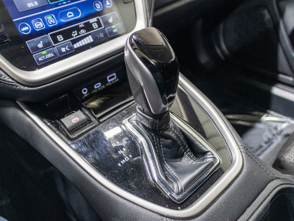2024 Subaru OUTBACK TOURING TOURING, TOIT, CARPLAY, BANCS CHAUFF, ECRAN 11.6 in Saint-Jérôme, Quebec - 13 - w1024h768px