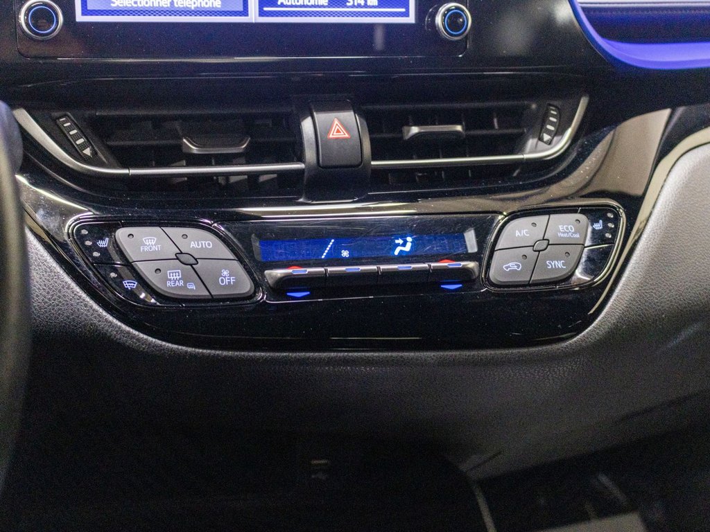 Toyota C-HR LIMITED, CUIR, BLUETOOTH, CAMERA RECUL, BAS KM 2020 à Charlemagne, Québec - 13 - w1024h768px