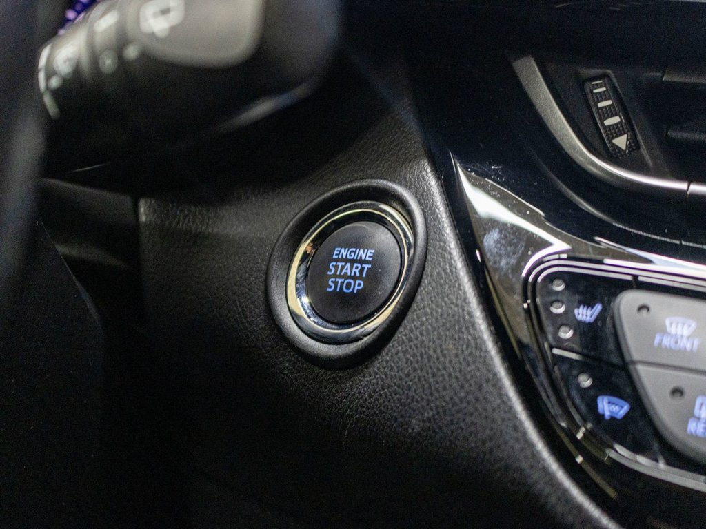 Toyota C-HR LIMITED, CUIR, BLUETOOTH, CAMERA RECUL, BAS KM 2020 à Charlemagne, Québec - 19 - w1024h768px
