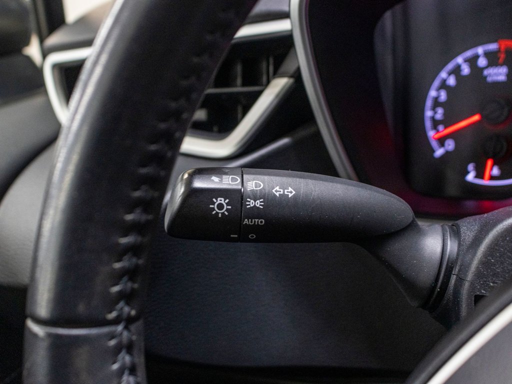 2019 Toyota Corolla Hatchback SE, BANCS CHAUFF, CAMERA REC, A/C, GROUPE ELEC in Saint-Jérôme, Quebec - 17 - w1024h768px