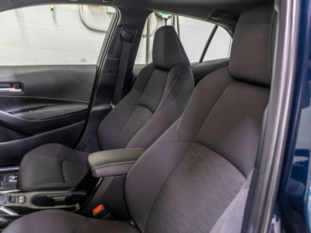 2019 Toyota Corolla Hatchback SE, BANCS CHAUFF, CAMERA REC, A/C, GROUPE ELEC in Saint-Jérôme, Quebec - 23 - w1024h768px