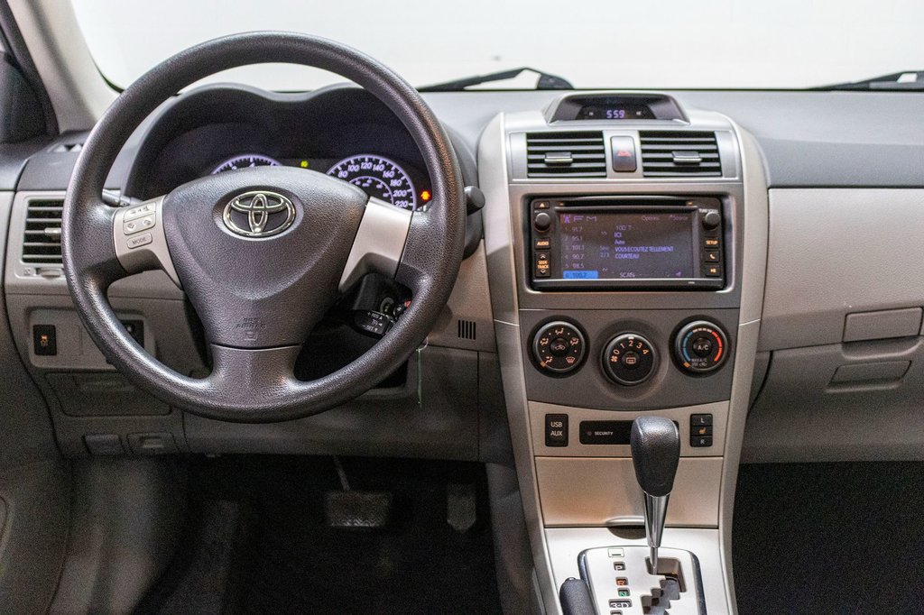 Toyota Corolla LE, BANCS CHAUFF, A/C, VIT ELEC, 1 PROP,JAMAIS ACC 2013 à Charlemagne, Québec - 7 - w1024h768px