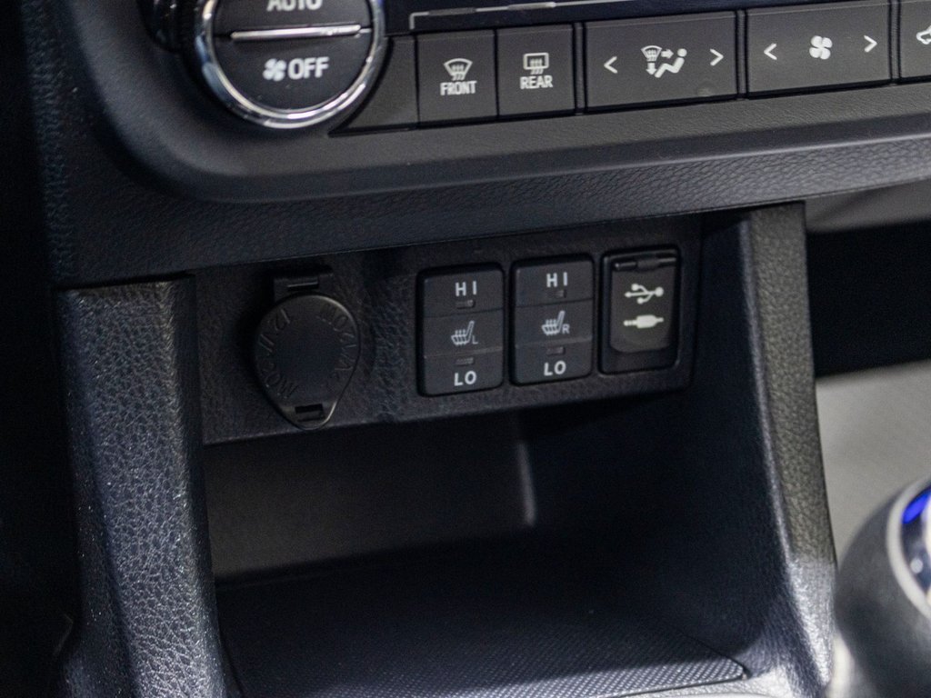 2016 Toyota Corolla S, MANUELLE, TOIT, CUIR, BARRES TOIT, CAM REC, MAG in Saint-Jérôme, Quebec - 14 - w1024h768px