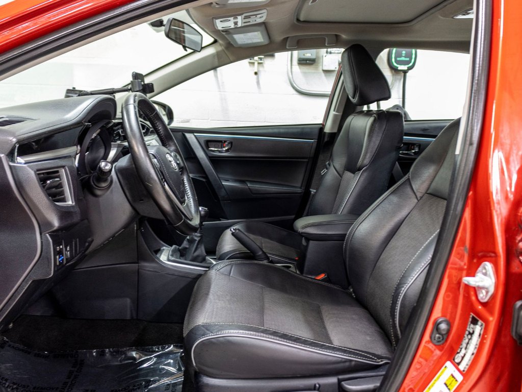 2016 Toyota Corolla S, MANUELLE, TOIT, CUIR, BARRES TOIT, CAM REC, MAG in Saint-Jérôme, Quebec - 22 - w1024h768px