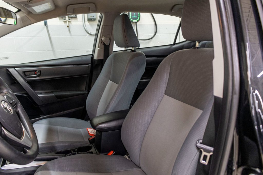 Toyota Corolla CE, PORTES ET FENETRE ELECTRIQUE, A/C, JAMAIS ACC 2017 à Saint-Jérôme, Québec - 20 - w1024h768px
