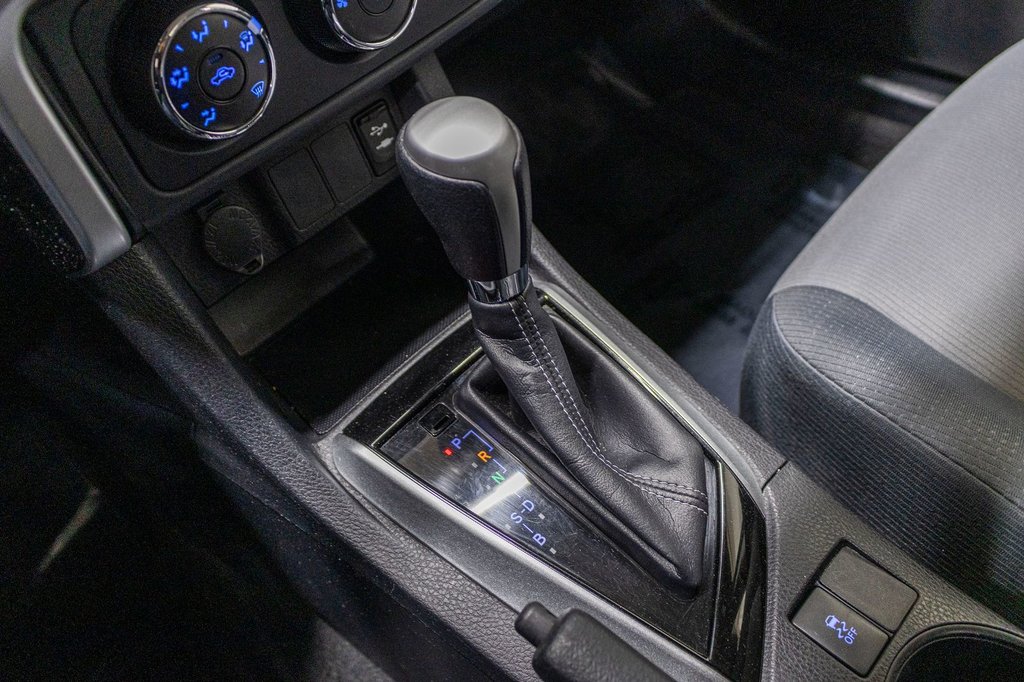 Toyota Corolla CE, PORTES ET FENETRE ELECTRIQUE, A/C, JAMAIS ACC 2017 à Saint-Jérôme, Québec - 14 - w1024h768px