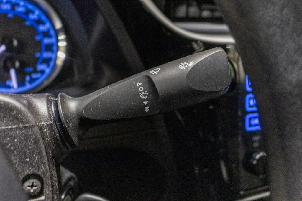 Toyota Corolla CE, PORTES ET FENETRE ELECTRIQUE, A/C, JAMAIS ACC 2017 à Saint-Jérôme, Québec - 16 - w1024h768px