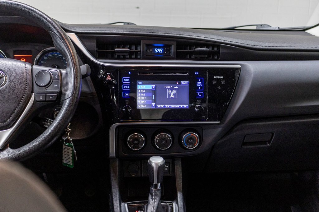 Toyota Corolla CE, PORTES ET FENETRE ELECTRIQUE, A/C, JAMAIS ACC 2017 à Saint-Jérôme, Québec - 8 - w1024h768px