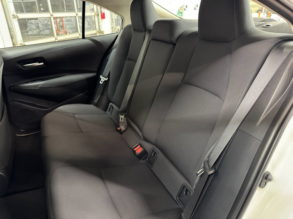 2021 Toyota Corolla LE, BANCS CHAUFF, CAM REC, 1 PROP, JAMAIS ACC in Charlemagne, Quebec - 9 - w1024h768px