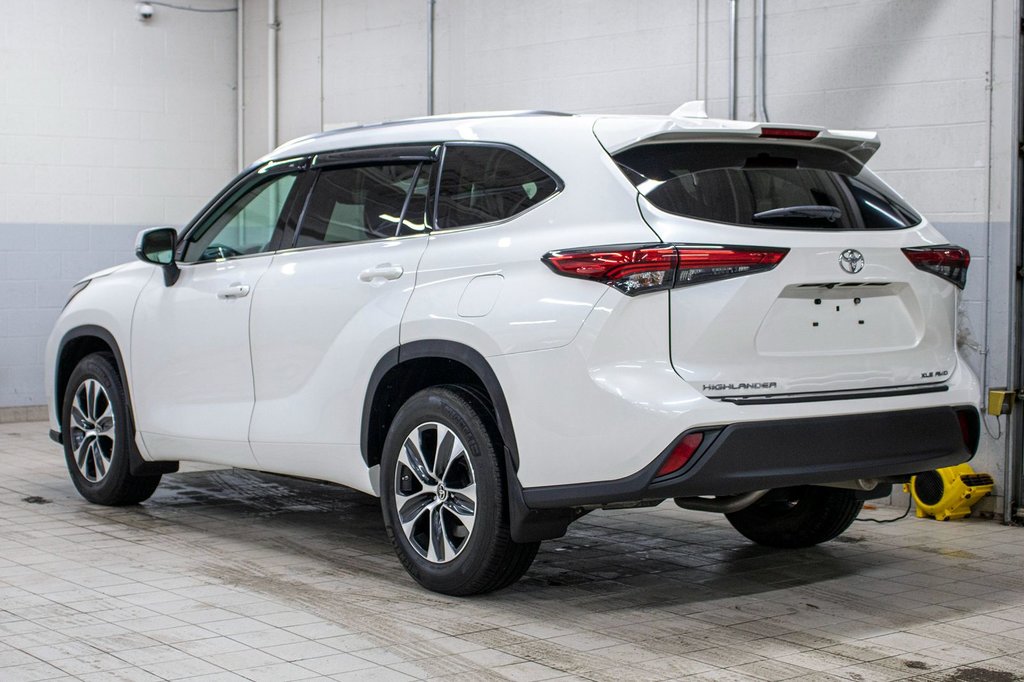 2021 Toyota Highlander XLE, 7 PASS, CUIR, TOIT, CARPLAY, BANCS CHAUFF in Charlemagne, Quebec - 4 - w1024h768px