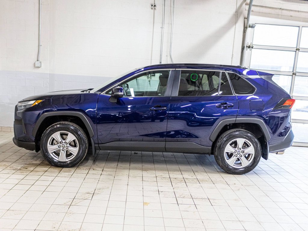 2022 Toyota RAV4 XLE XLE, TOIT, BANCS CHAUFF, CAM REC, in Charlemagne, Quebec - 3 - w1024h768px