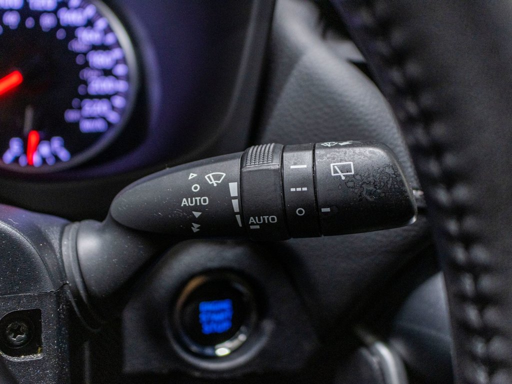 2022 Toyota RAV4 XLE XLE, TOIT, BANCS CHAUFF, CAM REC, in Charlemagne, Quebec - 19 - w1024h768px