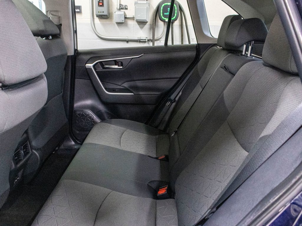 2022 Toyota RAV4 XLE XLE, TOIT, BANCS CHAUFF, CAM REC, in Charlemagne, Quebec - 29 - w1024h768px