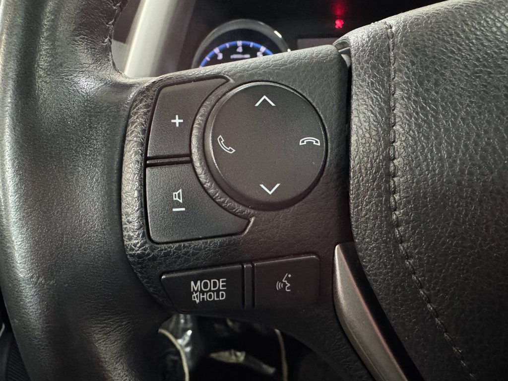 Toyota RAV4 LIMITED, TOIT, CUIR, BANCS CHAUFF, CAM, 1 PROP 2016 à Charlemagne, Québec - 14 - w1024h768px