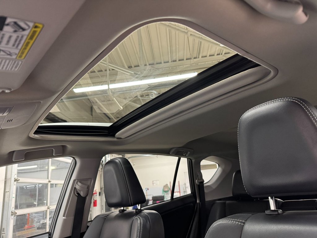 Toyota RAV4 LIMITED, TOIT, CUIR, BANCS CHAUFF, CAM, 1 PROP 2016 à Charlemagne, Québec - 10 - w1024h768px
