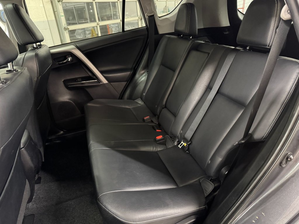 Toyota RAV4 LIMITED, TOIT, CUIR, BANCS CHAUFF, CAM, 1 PROP 2016 à Charlemagne, Québec - 12 - w1024h768px