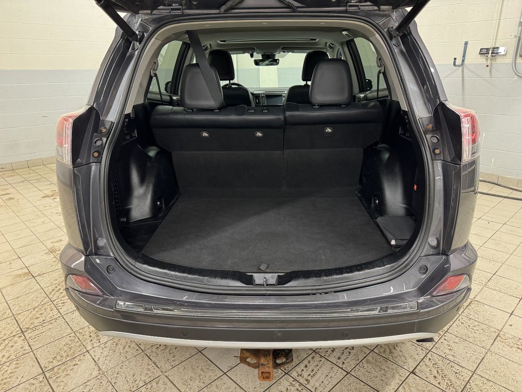 Toyota RAV4 LIMITED, TOIT, CUIR, BANCS CHAUFF, CAM, 1 PROP 2016 à Charlemagne, Québec - 7 - w1024h768px