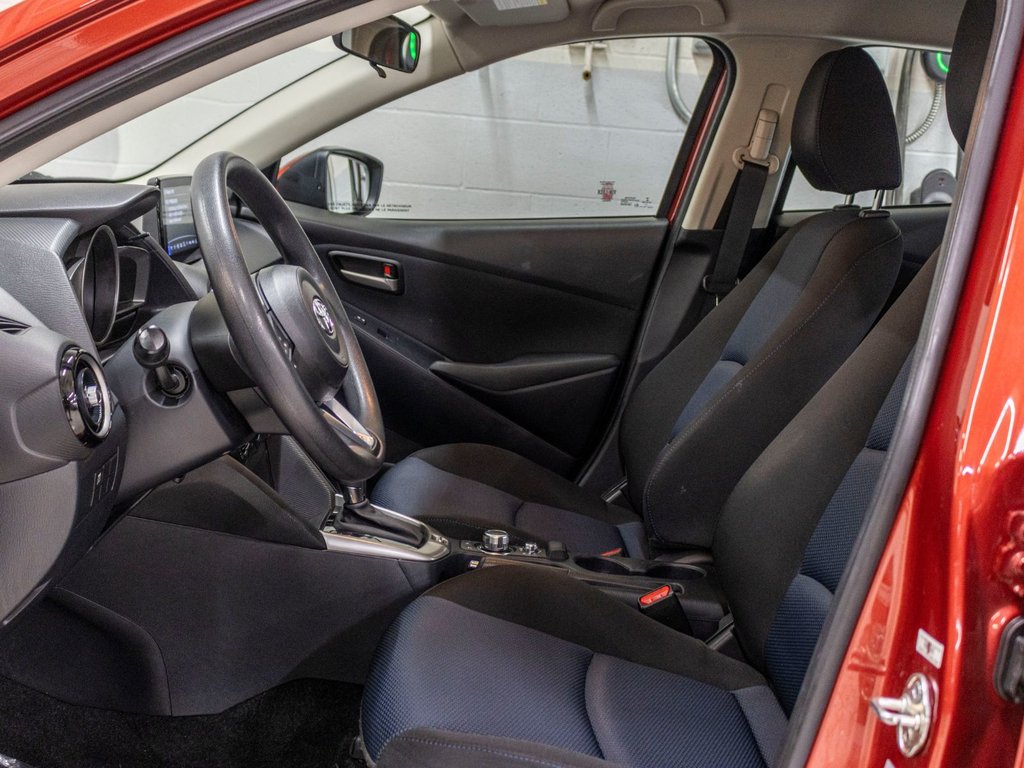 2020 Toyota Yaris Hatchback LE, A/C, PORTES ET FENETRES ELECTRIQUE, BLUETOOTH in Saint-Jérôme, Quebec - 22 - w1024h768px