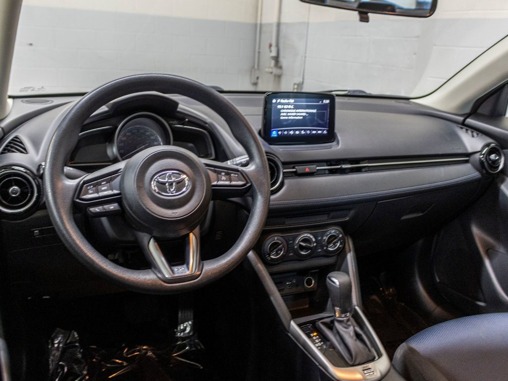 2020 Toyota Yaris Hatchback LE, A/C, PORTES ET FENETRES ELECTRIQUE, BLUETOOTH in Saint-Jérôme, Quebec - 6 - w1024h768px