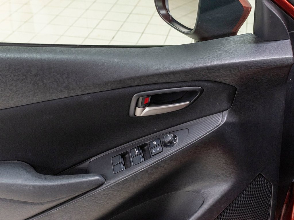 2020 Toyota Yaris Hatchback LE, A/C, PORTES ET FENETRES ELECTRIQUE, BLUETOOTH in Saint-Jérôme, Quebec - 25 - w1024h768px