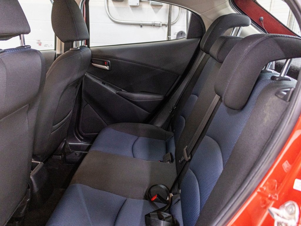 2020 Toyota Yaris Hatchback LE, A/C, PORTES ET FENETRES ELECTRIQUE, BLUETOOTH in Saint-Jérôme, Quebec - 27 - w1024h768px