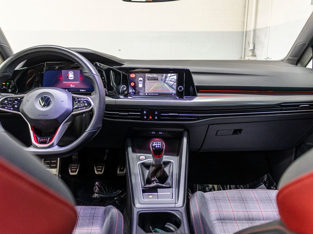 2022 Volkswagen Golf GTI GTI, TOIT, MANUELLE, BANCS CHAUFF, CAMERA RECUL in Saint-Jérôme, Quebec - 19 - w1024h768px