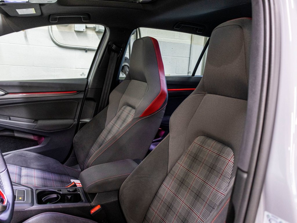 2022 Volkswagen Golf GTI GTI, TOIT, MANUELLE, BANCS CHAUFF, CAMERA RECUL in Saint-Jérôme, Quebec - 22 - w1024h768px