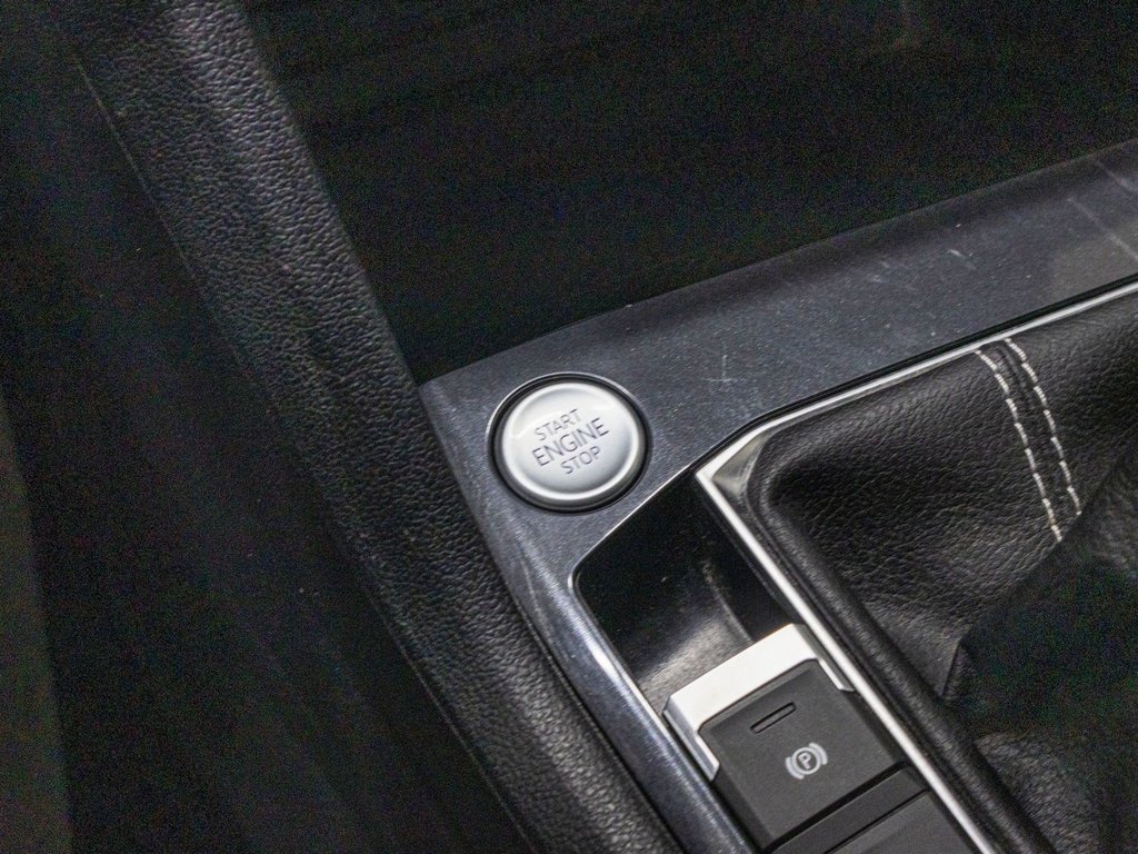 Volkswagen Tiguan COMFORTLINE, 4 MOTION, BANCS CHAUFF, CAM, BAS KM 2022 à Charlemagne, Québec - 18 - w1024h768px